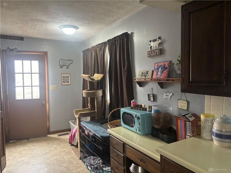 110 W Jamestown Street, South Charleston, OH 45368 Photo 8