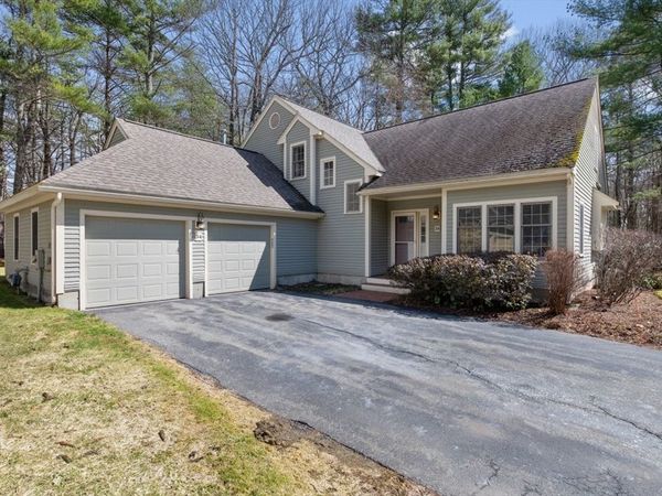 34 Pickman Drive, Unit 34, Bedford, MA 01730