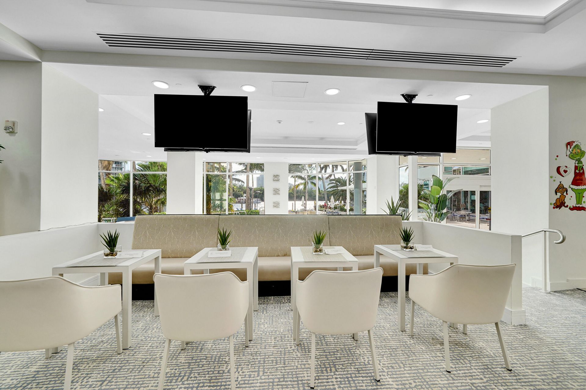 2670 E Sunrise Boulevard, Unit 703, Fort Lauderdale, FL 33304 Photo