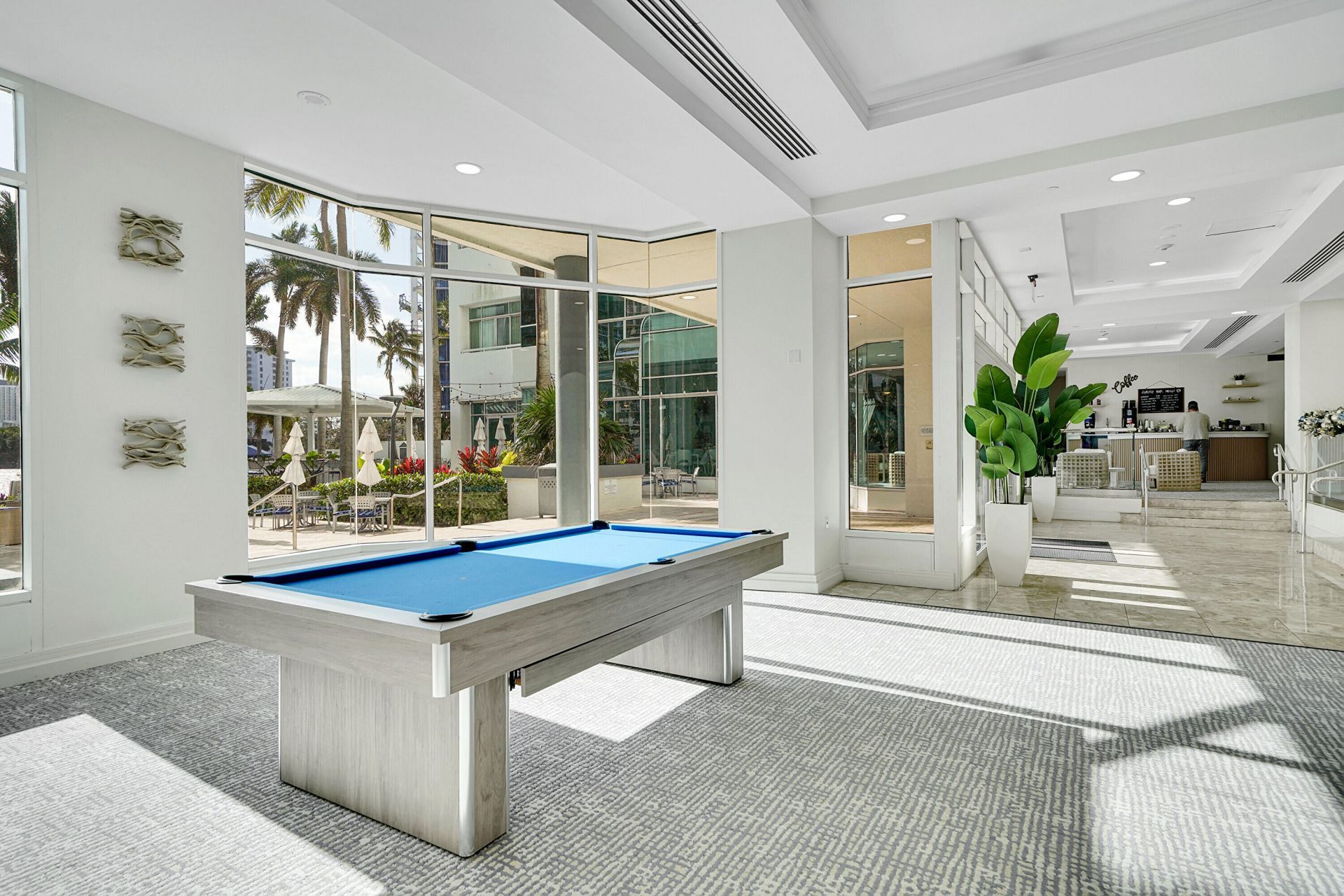 2670 E Sunrise Boulevard, Unit 703, Fort Lauderdale, FL 33304 Photo