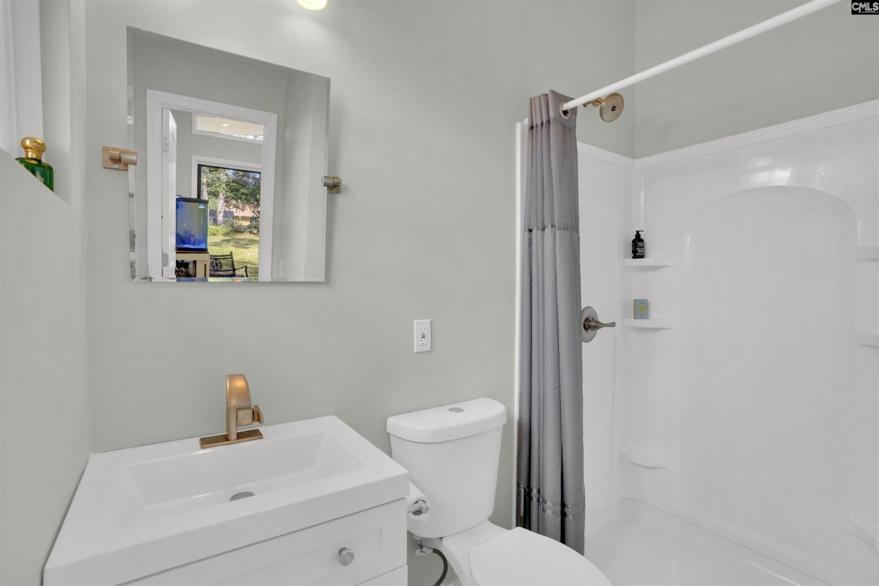 128 Latonea Drive  Photo 19