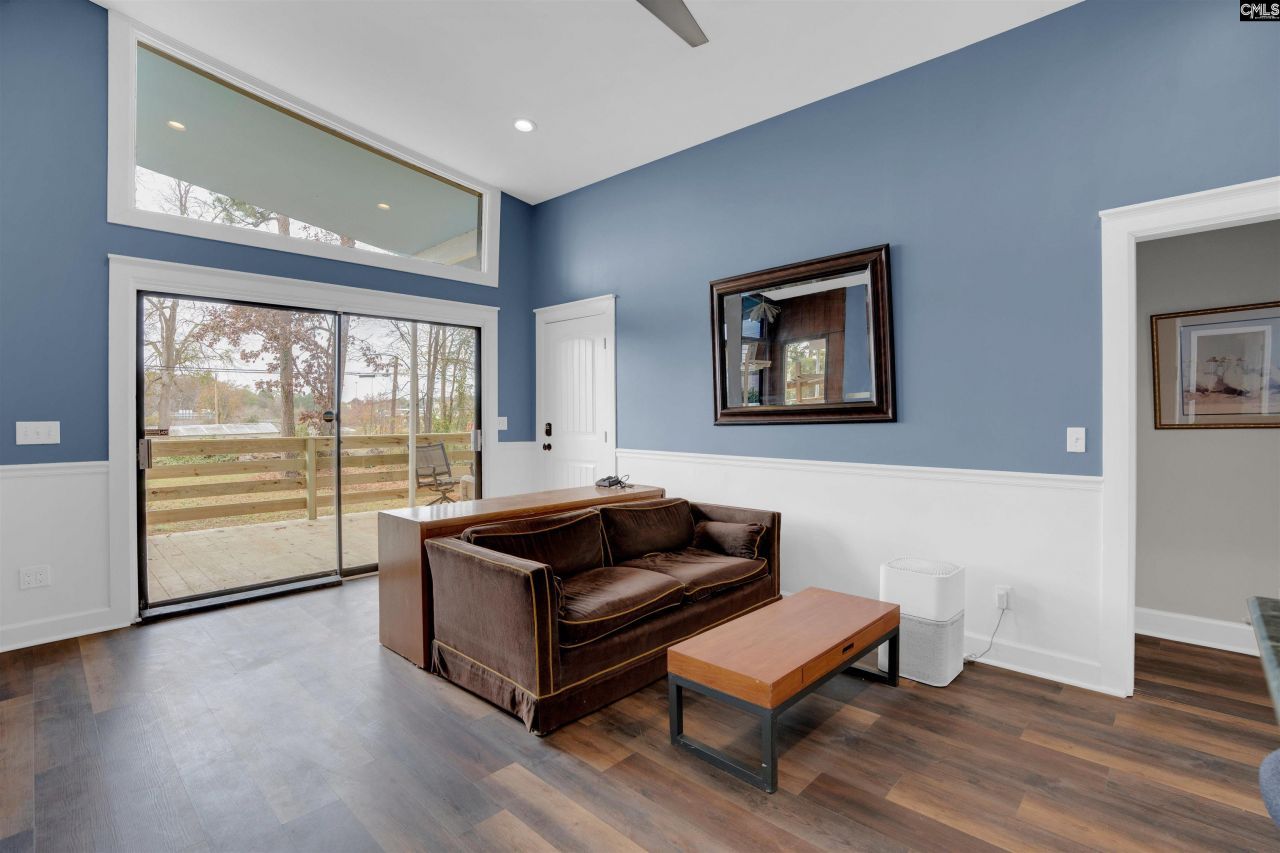 128 Latonea Drive  Photo 8