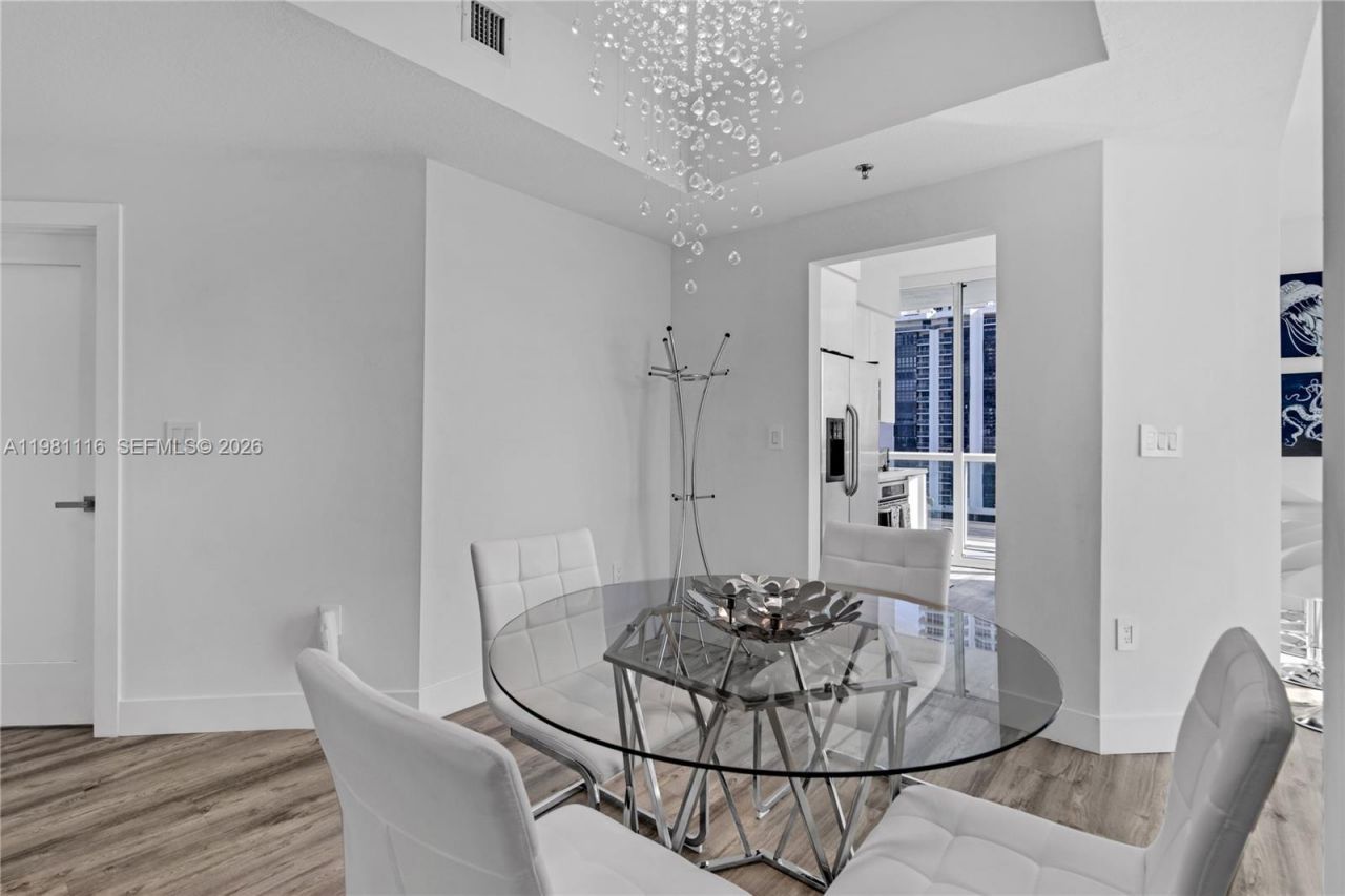 6515 Collins Ave , Unit 708, Miami Beach, FL 33141 Photo