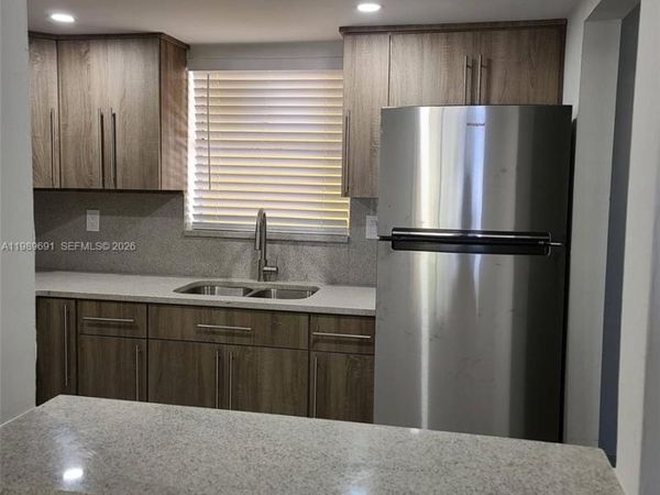 Unit K201, Miami, FL 33172