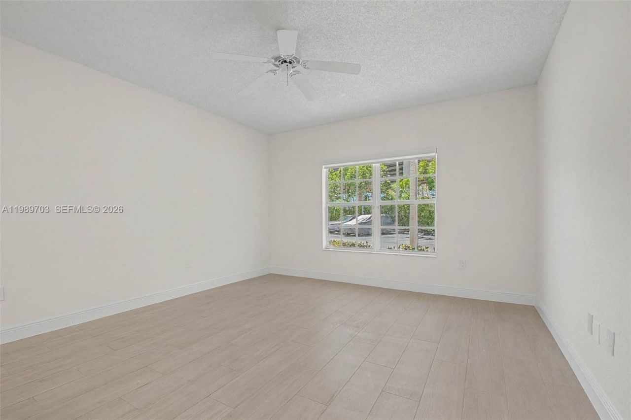 7000 SW 80th St, Unit 103, Miami, FL 33143 Photo