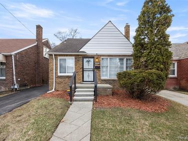 8871 Sussex Street, Detroit, MI 48228
