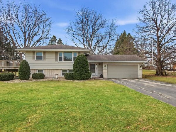 W523 Highland AVENUE, Genoa City, WI 53128