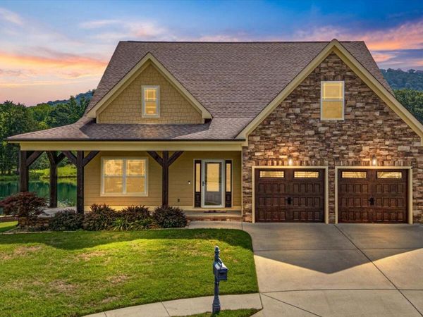 8815 Silver Maple Drive, Ooltewah, TN 37363