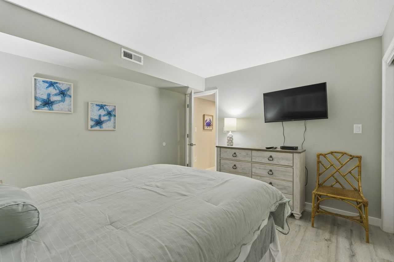 5507 N Ocean Blvd. Photo 19