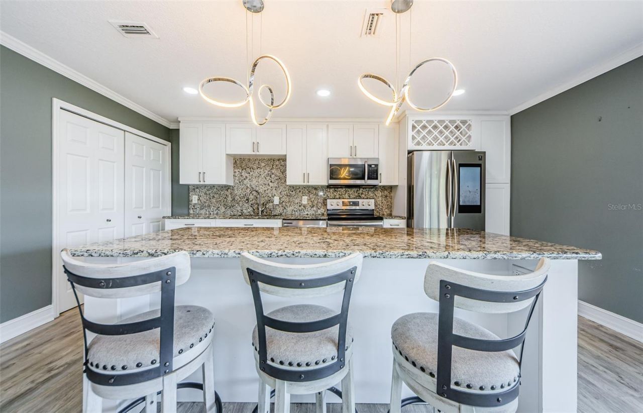 722 116th Ave N , Unit 2002, Saint Petersburg, FL 33716 Photo