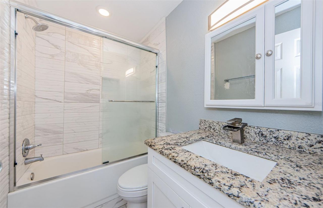 722 116th Ave N , Unit 2002, Saint Petersburg, FL 33716 Photo