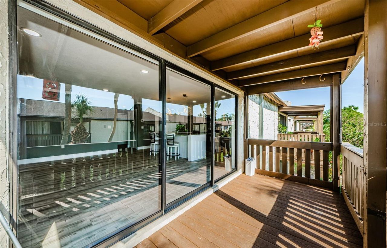 722 116th Ave N , Unit 2002, Saint Petersburg, FL 33716 Photo