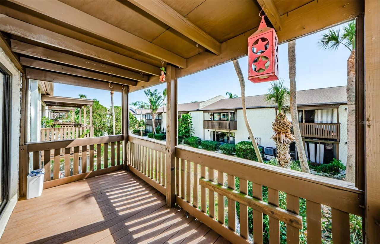 722 116th Ave N , Unit 2002, Saint Petersburg, FL 33716 Photo