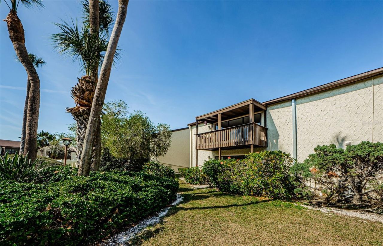 722 116th Ave N , Unit 2002, Saint Petersburg, FL 33716 Photo