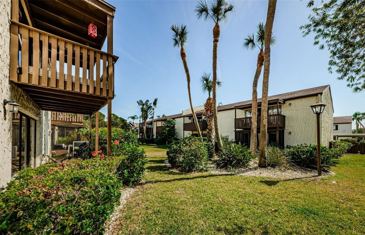 722 116th Ave N , Unit 2002, Saint Petersburg, FL 33716 Photo