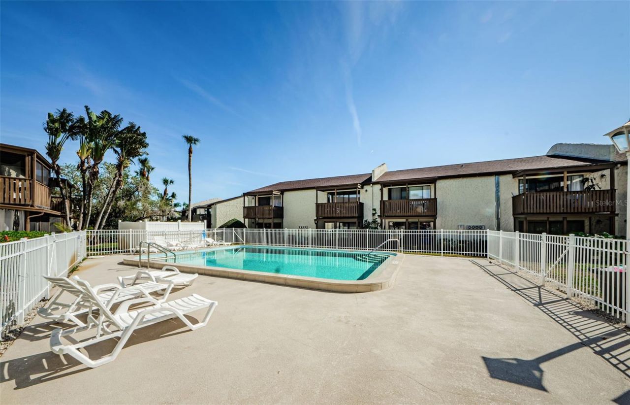 722 116th Ave N , Unit 2002, Saint Petersburg, FL 33716 Photo