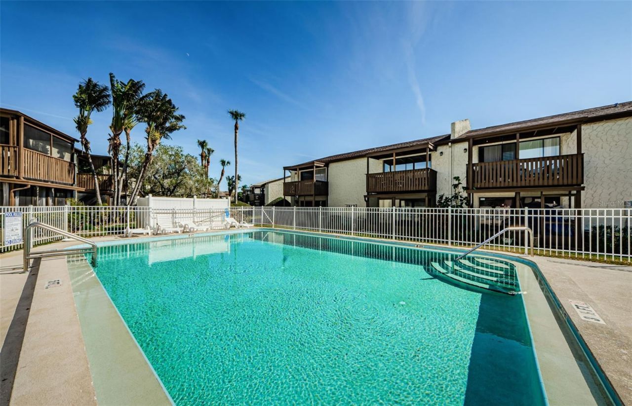 722 116th Ave N , Unit 2002, Saint Petersburg, FL 33716 Photo