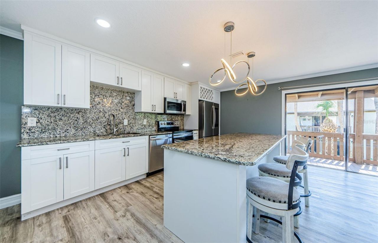 722 116th Ave N , Unit 2002, Saint Petersburg, FL 33716 Photo