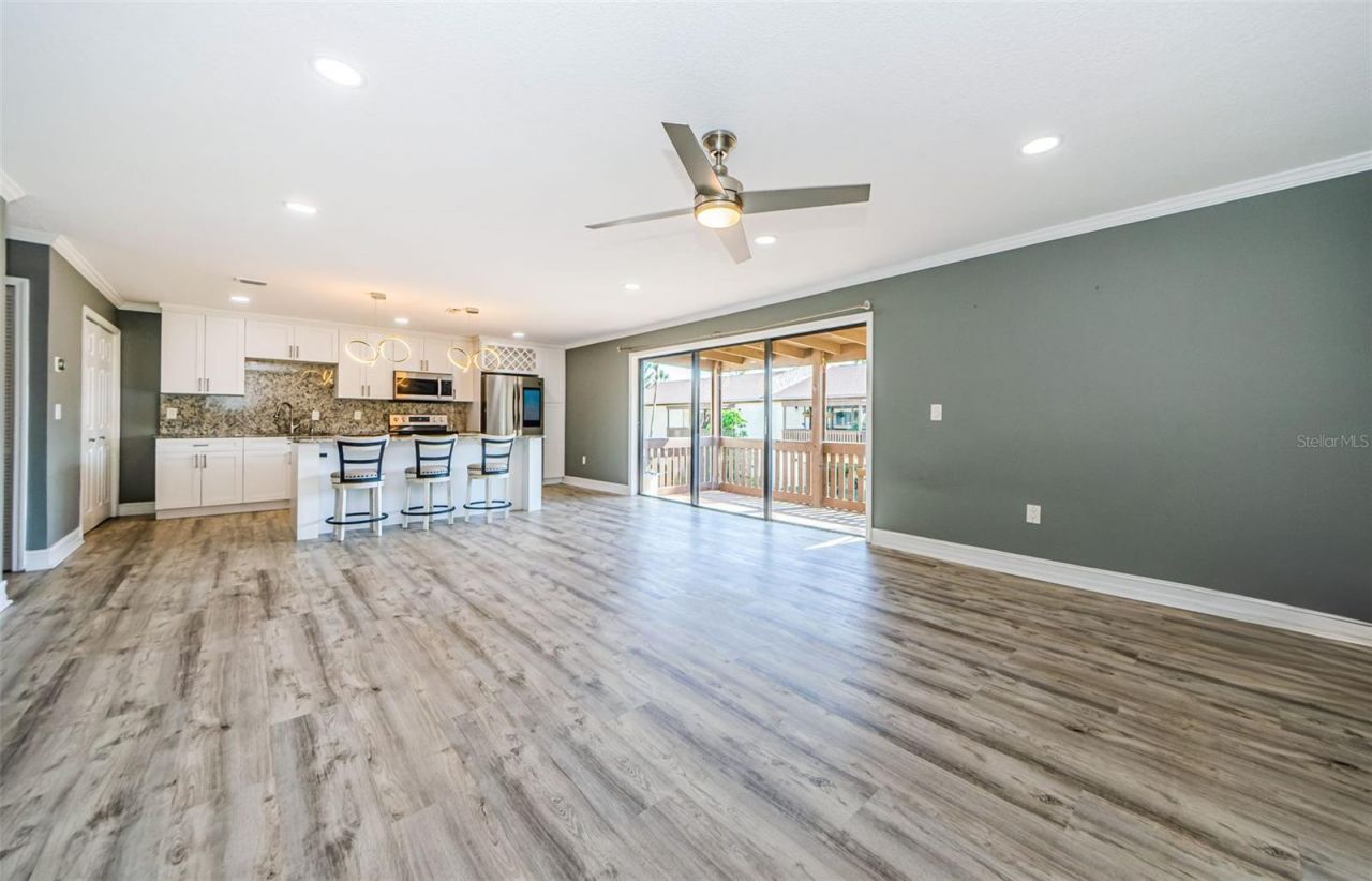 722 116th Ave N , Unit 2002, Saint Petersburg, FL 33716 Photo