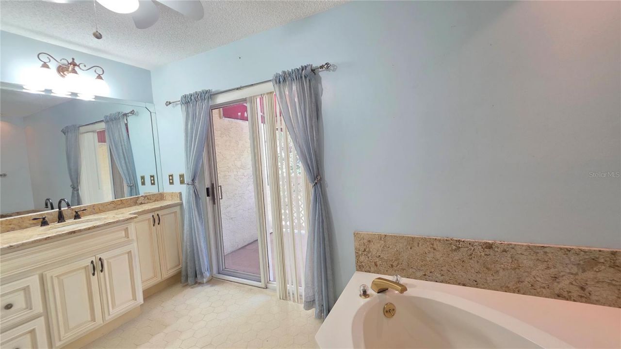 6101 34th St W, Unit 27C, Bradenton, FL 34210 Photo