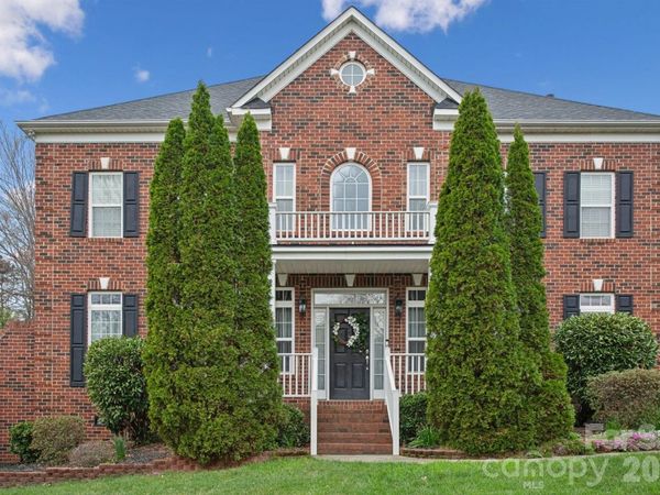 9018 Kensington Forest Drive , Harrisburg, NC 28075