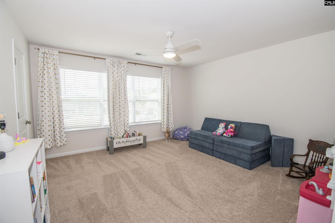 308 Throne Court  Photo 25