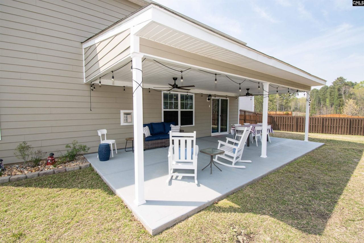 308 Throne Court  Photo 51