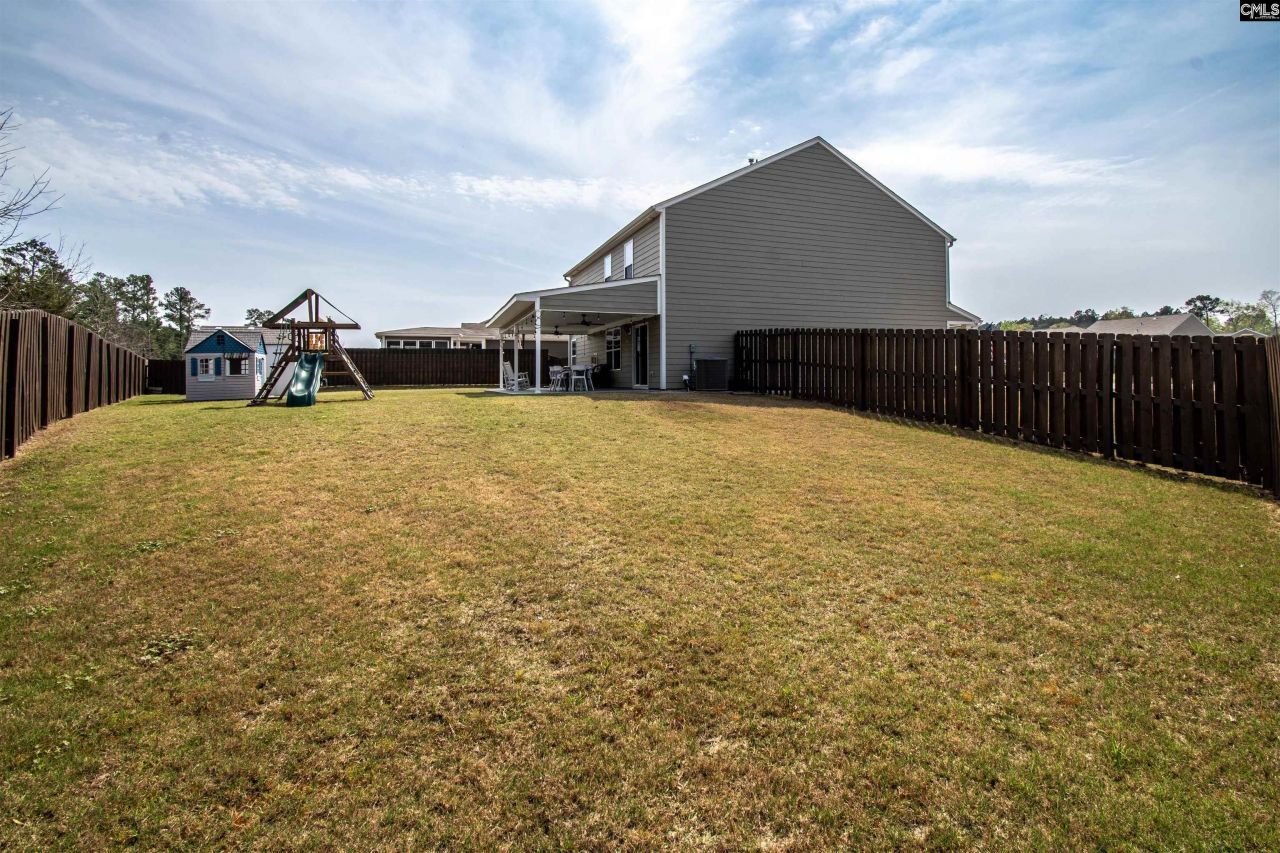 308 Throne Court  Photo 54