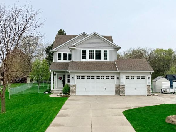 3677 Edgerton Street, Vadnais Heights, MN 55127