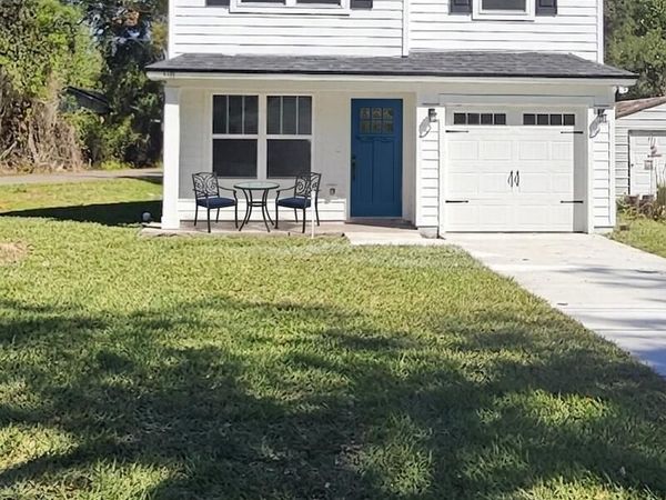4135 COLLINS Road, Jacksonville, FL 32244