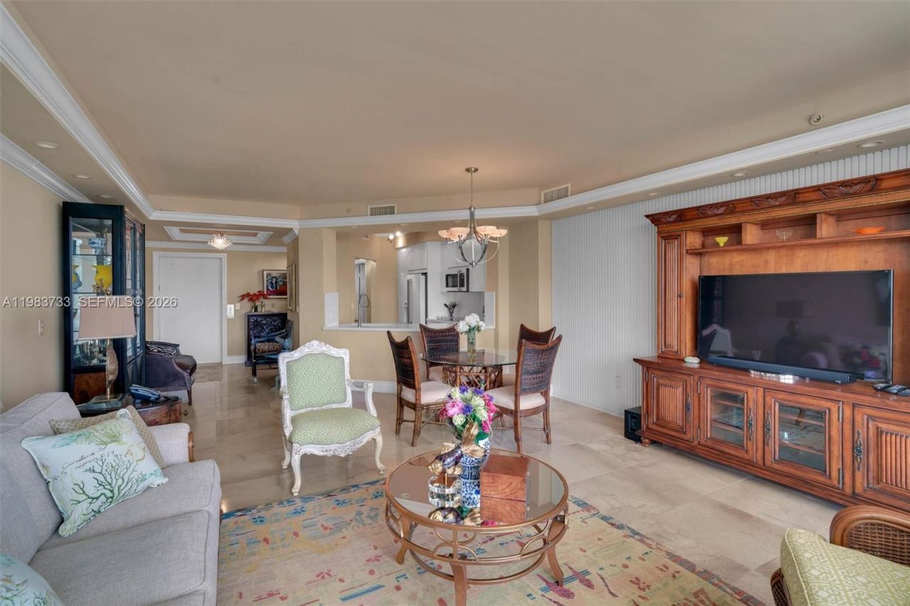 9751 E Bay Harbor Dr , Unit 6C, Bay Harbor Islands, FL 33154 Photo