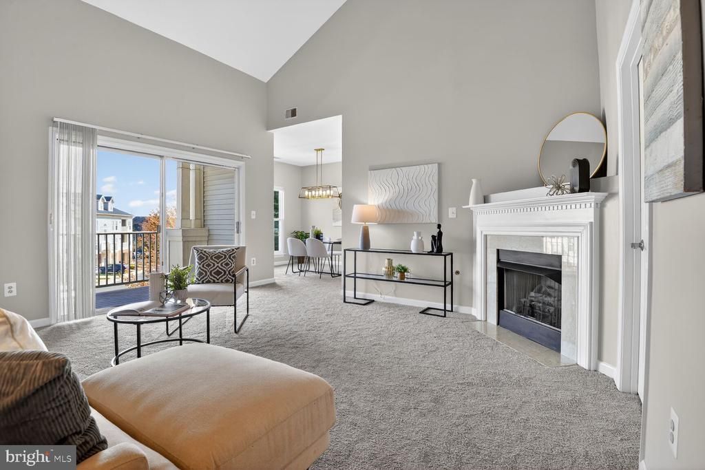 11326 Westbrook Mill Lane, Unit 301, Fairfax, VA 22030 Main Photo