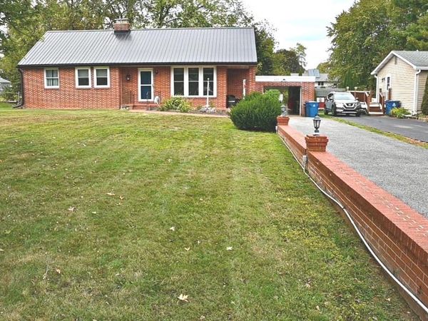 922 HAMILTON STREET, CARLISLE, PA 17013