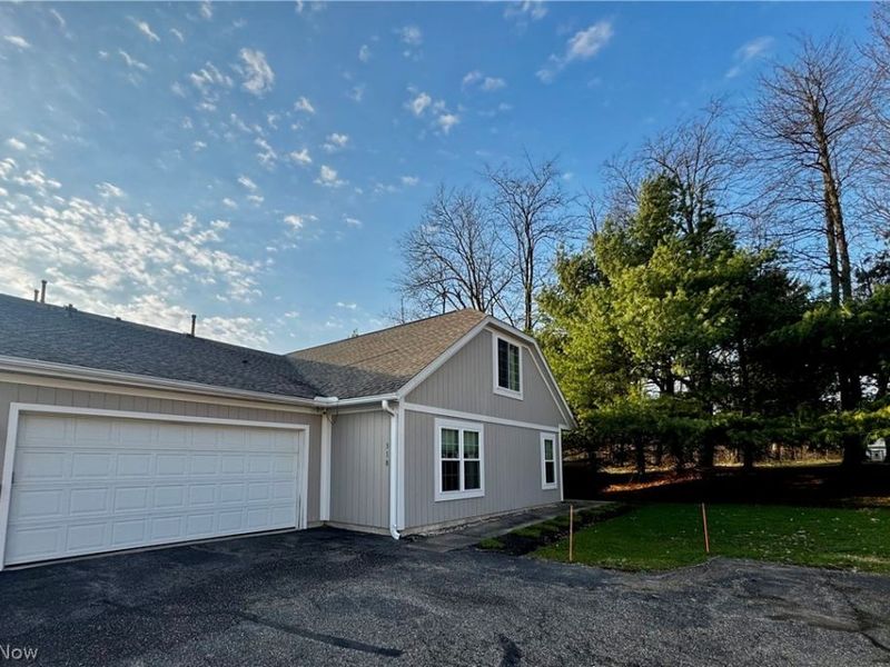 318 Millennium Drive, Tallmadge, OH 44278 Photo 7