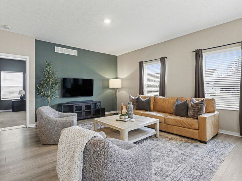 298 Shady Hollow Drive, Commercial Point, OH 43116 Photo 5