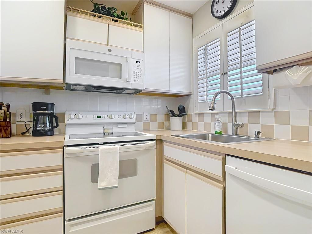 150 Turtle Lake Ct, Unit 309, Naples, FL 34105 Photo