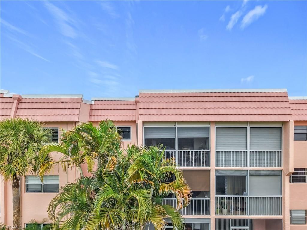 150 Turtle Lake Ct, Unit 309, Naples, FL 34105 Photo
