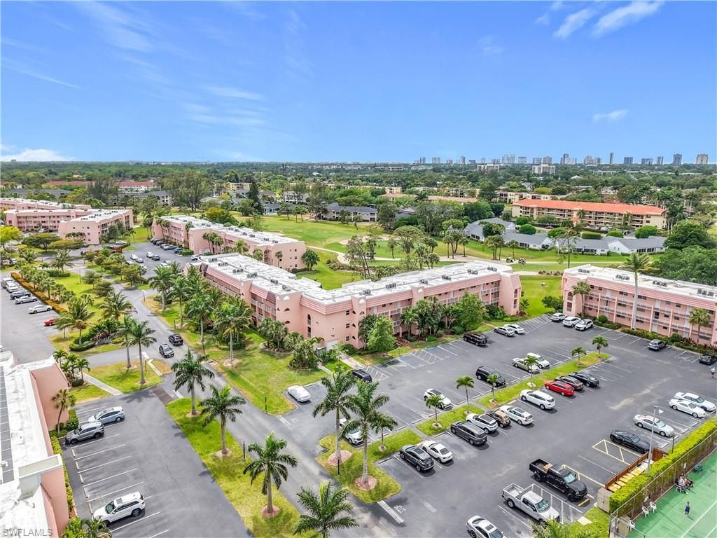 150 Turtle Lake Ct, Unit 309, Naples, FL 34105 Photo