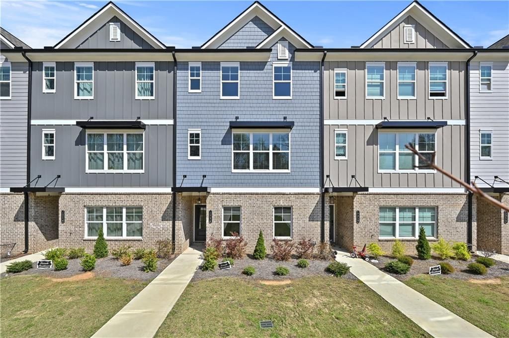 1214 Ainsworth Alley, Sugar Hill, GA 30518 Main Photo