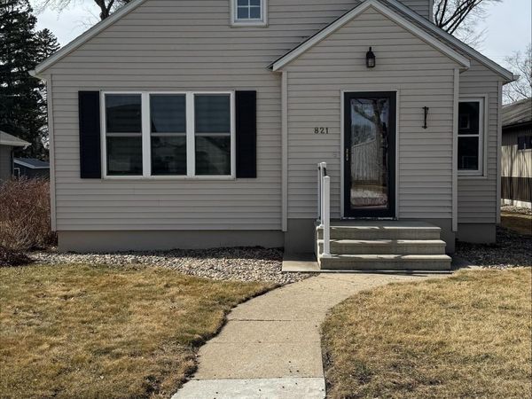 821 1st Avenue W, Edgerton, MN 56128