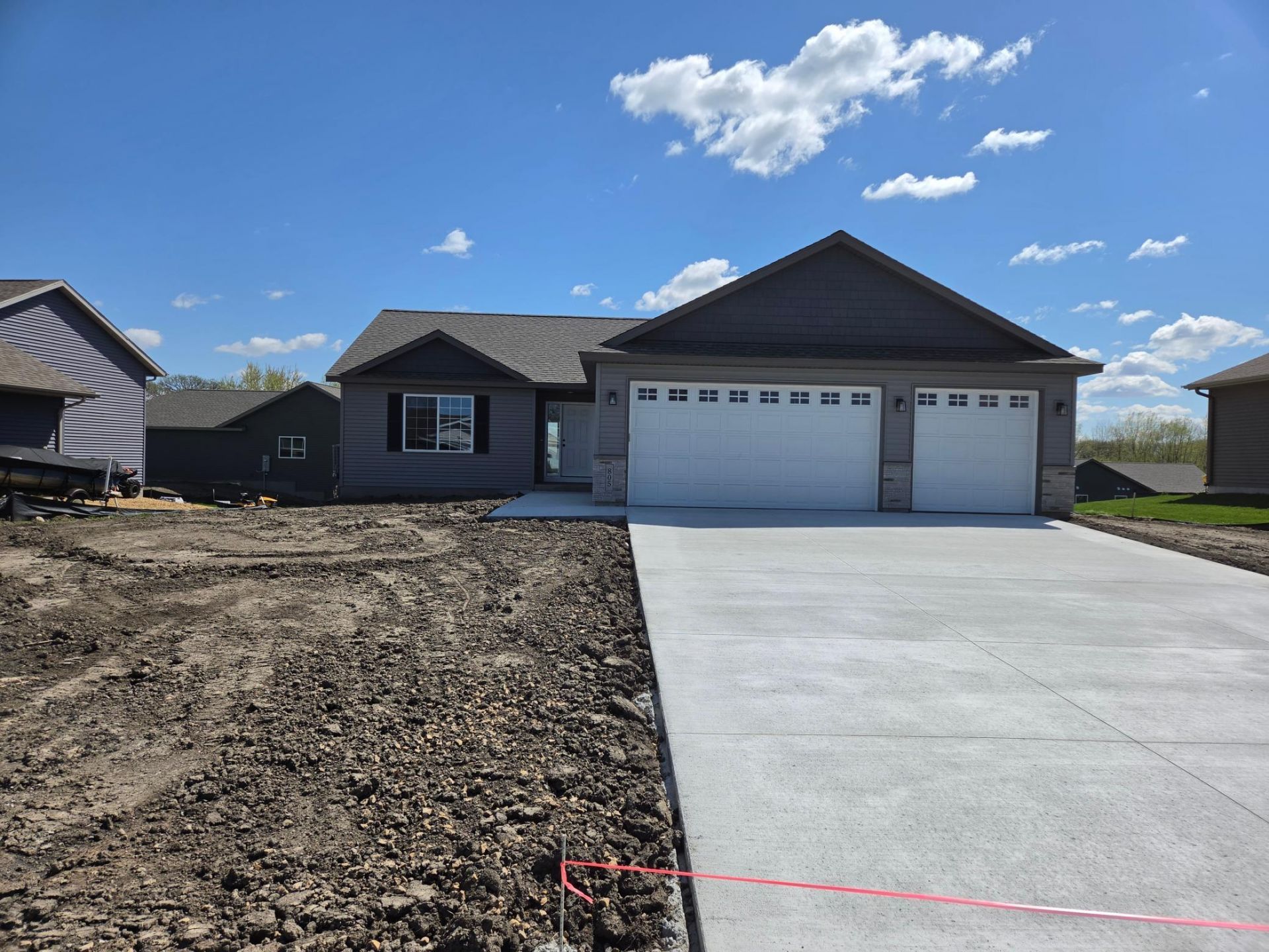 805 11th Street SE, Waseca, MN 56093