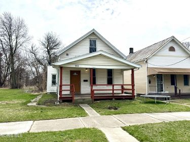 965 Curtis Street, Toledo, OH 43609