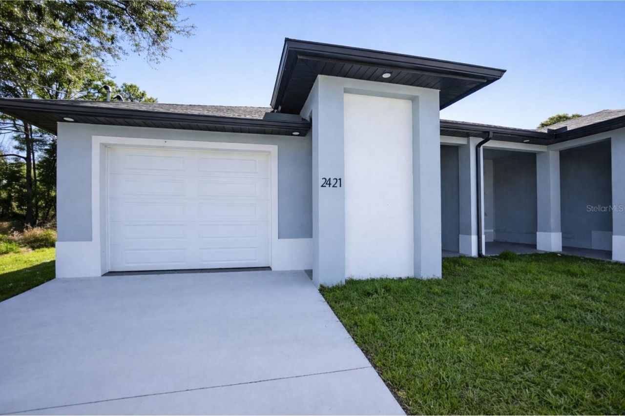 2423/2421 Milton Avenue S, Lehigh Acres, FL 33973 Photo