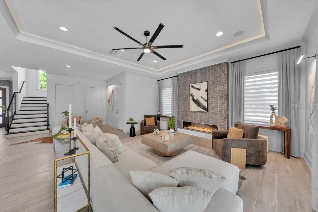 419 Bayview Drive Ne, Saint Petersburg, FL 33704 Photo