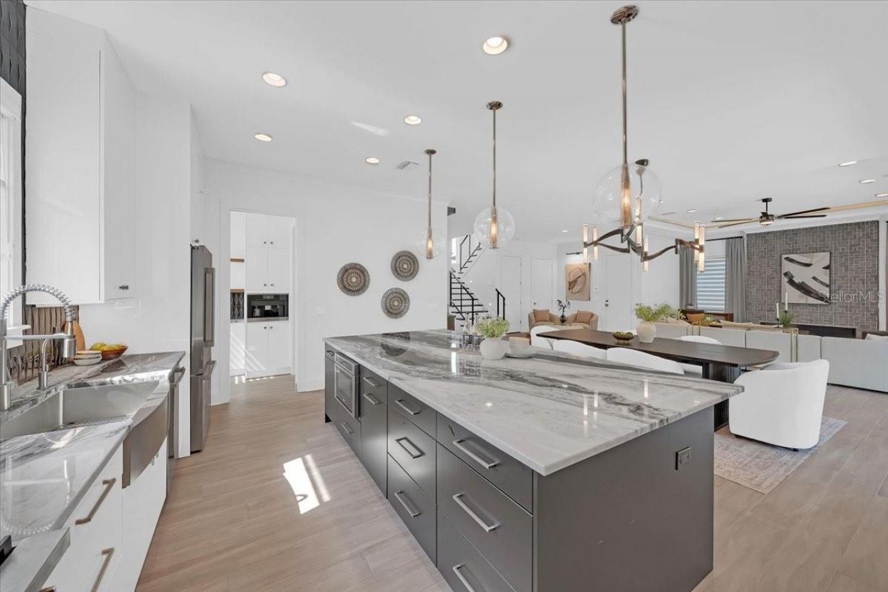 419 Bayview Drive Ne, Saint Petersburg, FL 33704 Photo