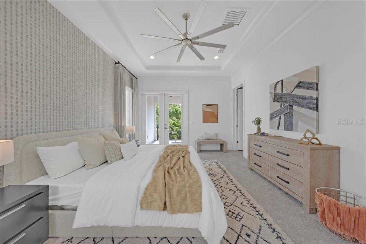 419 Bayview Drive Ne, Saint Petersburg, FL 33704 Photo