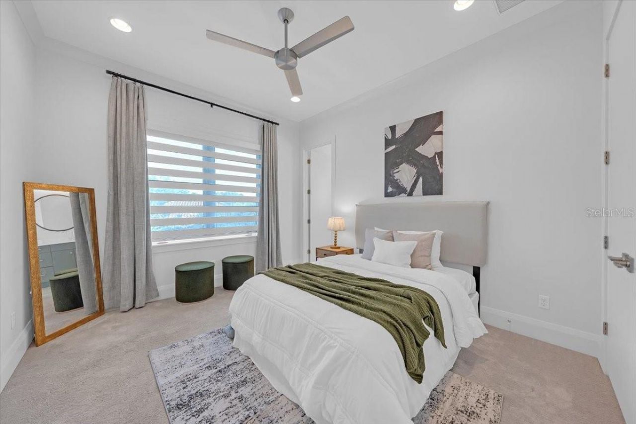 419 Bayview Drive Ne, Saint Petersburg, FL 33704 Photo