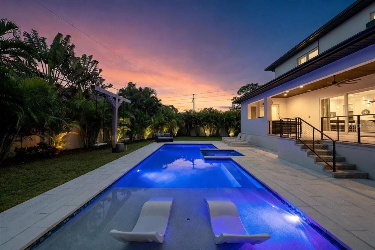 419 Bayview Drive Ne, Saint Petersburg, FL 33704 Photo