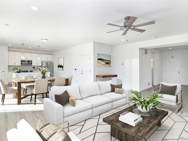 126 S Vandriver Way , Aurora, CO 80018