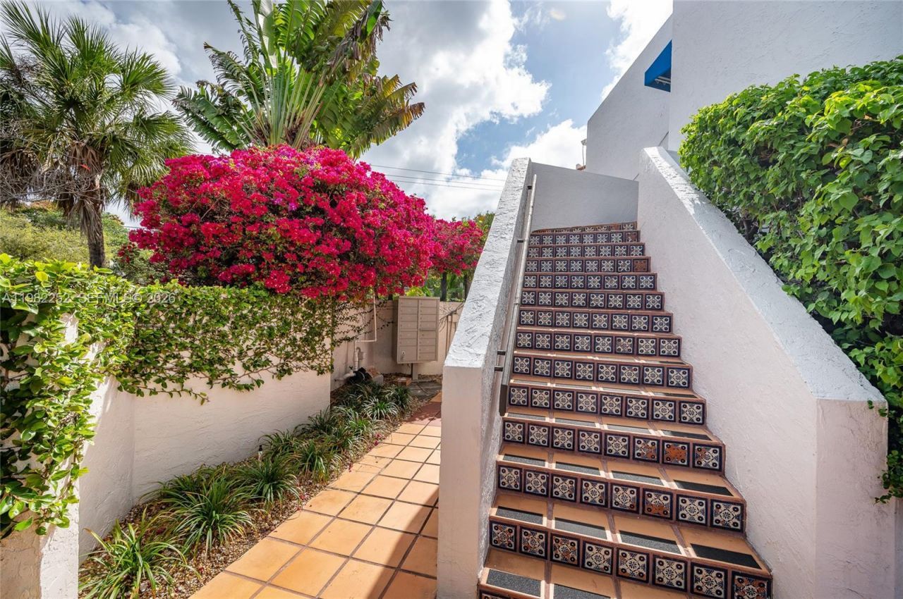 3114 Bird Ave , Unit 3114, Miami, FL 33133 Photo